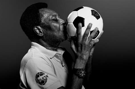 hublot pele|HUBLOT CELEBRATES THE LIFE OF KING PELÉ.